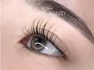 マツエク・マツパ 美容室FaB千葉店所属・Hani🌛 マツパ/アイブロウのマツエク・マツパデザイン