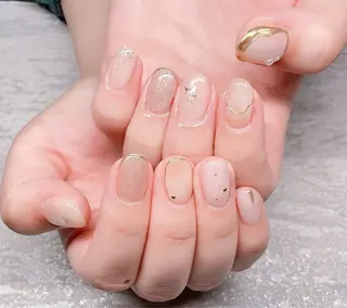 ネイル R inのネイルデザイン