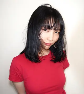 ミディアム カラー WOM所属・KUBO YURAのヘアスタイル