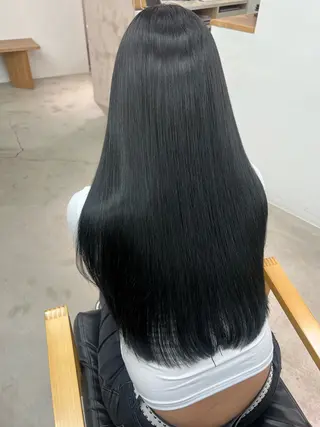 ロング vince. moekoのヘアスタイル