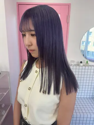 ミディアム レイヤーカット/透明 感カラー/saraのヘアスタイル