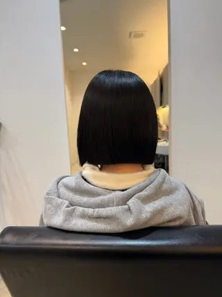 ミディアム TIDEHAIR 悠愛のヘアスタイル