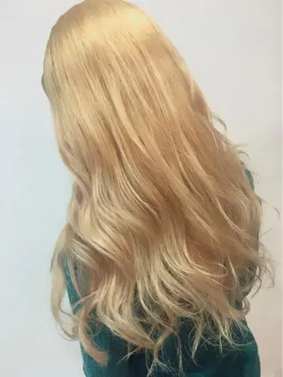 ロング カラー ブリーチ毛縮毛矯正 👑山口のヘアスタイル