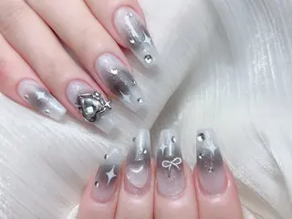 ネイル M🌷nail 長さだし専門店のネイルデザイン