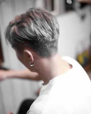 カラー メンズ 大西 カズマのヘアスタイル