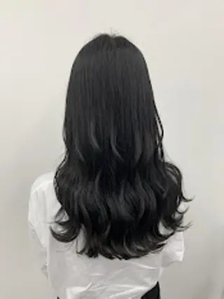 カラー 🪞official FRUITS渋谷🩰のヘアスタイル