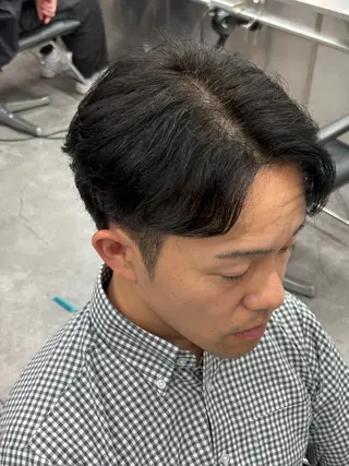 ミディアム カラー パーマ メンズ メンズパーマ特化 🔥韓国ヘア職人🔥のヘアスタイル