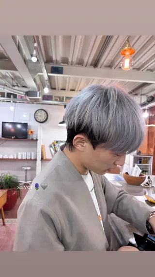 ショート カラー メンズ なぎ🌿.∘[ボブ, ニュアンスカラー]のヘアスタイル