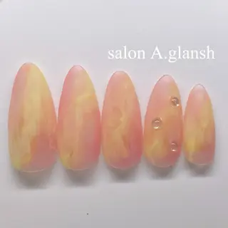 ネイル salon A.glansh所属・肌質改善salon♪ 効果がわかる♪南森町のネイルデザイン