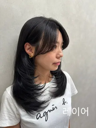 ミディアム カラー 韓国ヘア🇰🇷/ 巻き髪/MAAYAのヘアスタイル