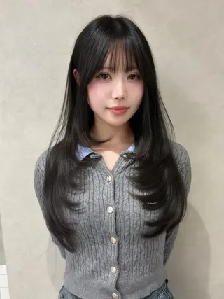 セミロング カラー ヘアアレンジ fumika🎀 ベージュのヘアスタイル