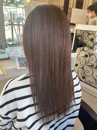 ロング カラー Cr'ene by MARIE所属・MEI /Cre'neのヘアスタイル