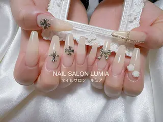 ネイル ネイルサロン ルミア Lumia 店長のネイルデザイン