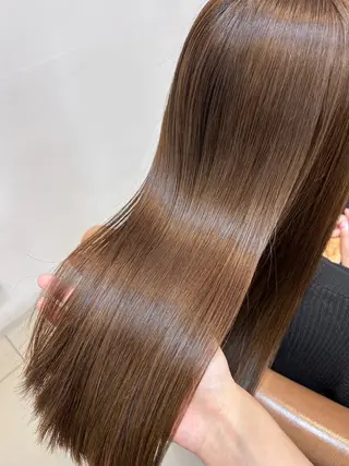 ロング カラー 阪田 真奈未のヘアスタイル