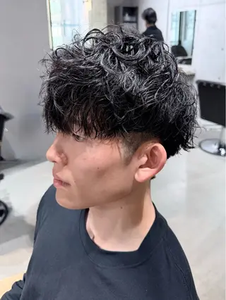 ミディアム パーマ メンズ 藤田 一遼のヘアスタイル