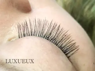 マツエク・マツパ LUXUEUX春日店所属・LUXUEUX春日店 (ルクソー)のネイルデザイン