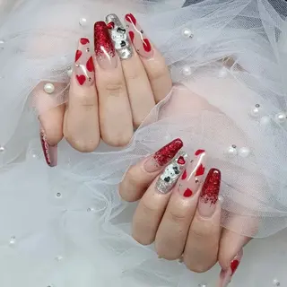 ネイル 金井 奈々のネイルデザイン