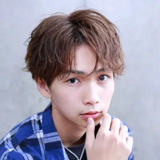 パーマ メンズ SALOWIN新宿三丁目所属・新宿/新宿三丁目 メンズハイライト梶原のヘアスタイル