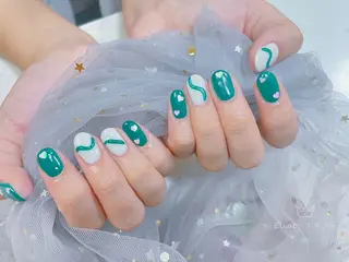 ネイル ネイルサロンエクラ 🫧Shizukaのネイルデザイン