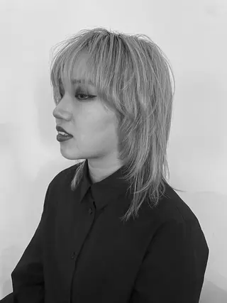 ミディアム ヘアアレンジ 🚀MOEKA ᵕ̈ ハイトーン💫のヘアスタイル