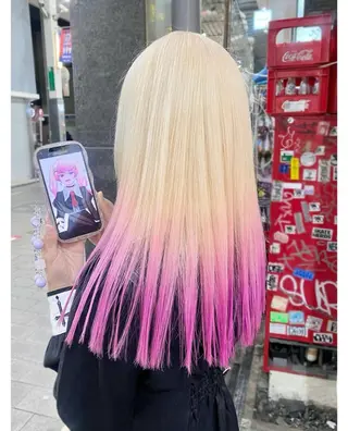 セミロング カラー GARU-ガル-所属・TSUNO🦖 派手髪/オタク美容師のヘアスタイル