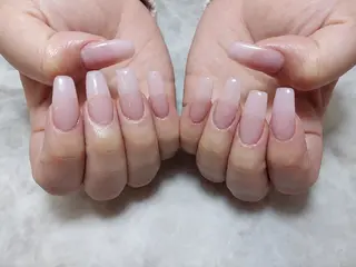 ネイル AYAKA　ネイリ ストUNELMA所属のネイルデザイン