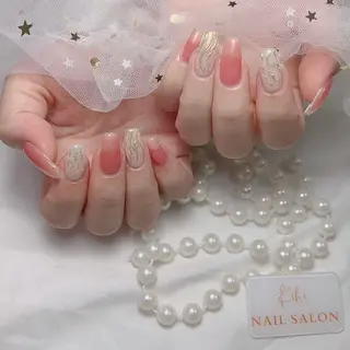 ネイル 💕鈴木ユリ パラジェル/オフ無料のネイルデザイン