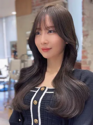 ロング カラー ヘアアレンジ 日本一の小顔カット/ ボブ/顔周り/韓国のヘアスタイル