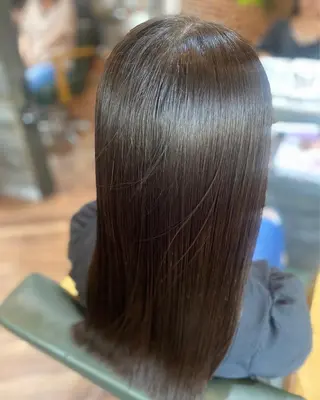 セミロング カラー ハイライト/インナー /ブリーチ/レイヤーのヘアスタイル