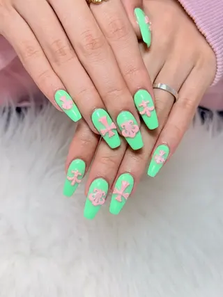 ネイル 西野 カナのネイルデザイン