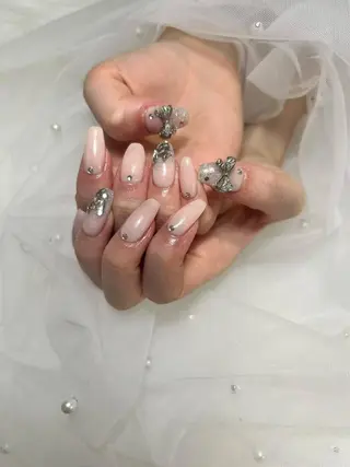 ネイル 🌈 Laule'aのネイルデザイン