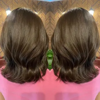 セミロング カラー tocca 💜石田愛結💜のヘアスタイル