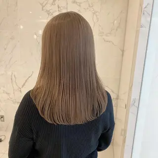 セミロング AVANCE. 広島本通店のヘアスタイル
