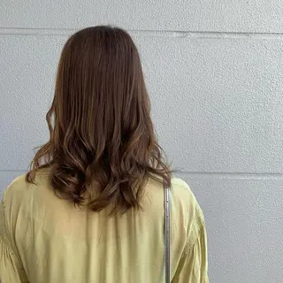 セミロング 佐々木 優衣のヘアスタイル