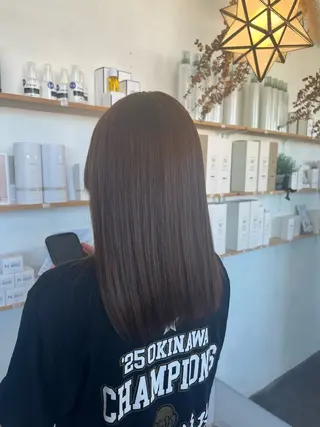 ミディアム Si6所属・比嘉 マリンのヘアスタイル