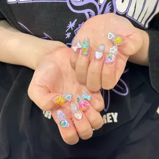 ネイル WISTERIA kozueのネイルデザイン