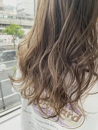 ロング 髪質改善 赤み消しカラー山本のヘアスタイル