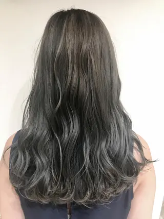 カラー 島袋 ナオユキのヘアスタイル