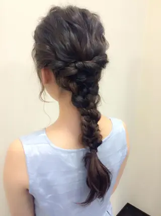セミロング ロング ヘアアレンジ 沢田 瞳のヘアスタイル