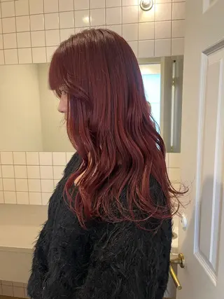 カラー yuka/ロング/ レイヤーカットモデルのヘアスタイル