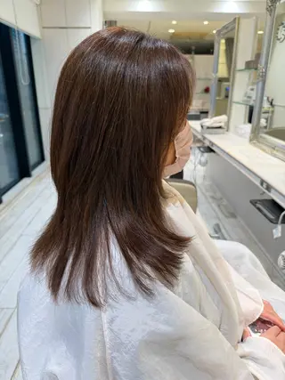 セミロング 朴 鈴香のヘアスタイル