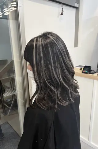 ミディアム カラー ROBIN所属・指名数No.1 /NAOYAのヘアスタイル