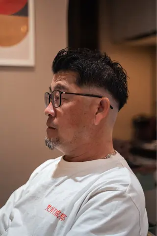 メンズ 短髪/ｼｮｰﾄ/ ﾃｰﾊﾟｰﾌｪｰﾄﾞのヘアスタイル