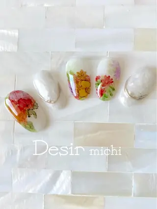 ネイル 伊藤 美智子のネイルデザイン