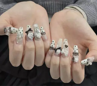 ネイル LilyLala Nailsalonのネイルデザイン