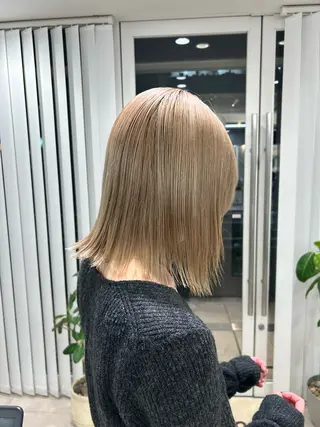 ミディアム カラー 透明感/ベージュ /kazui🐈のヘアスタイル