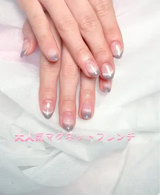 ネイル pink ladyサロン所属・べ にのネイルデザイン