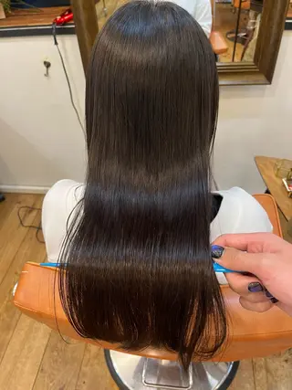 ロング ⚪️髪質改善 縮毛 店長 コウ⚪️のヘアスタイル