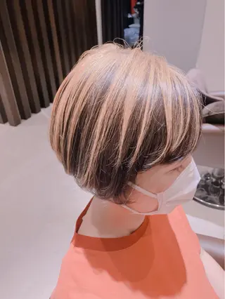 カラー 山田 みかのヘアスタイル
