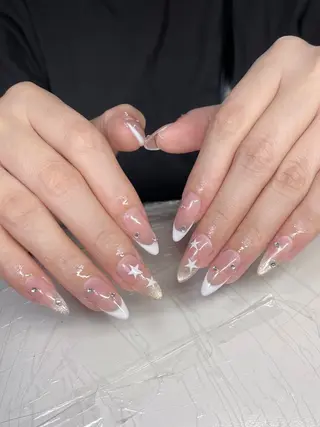 ネイル LETHI LINHのネイルデザイン